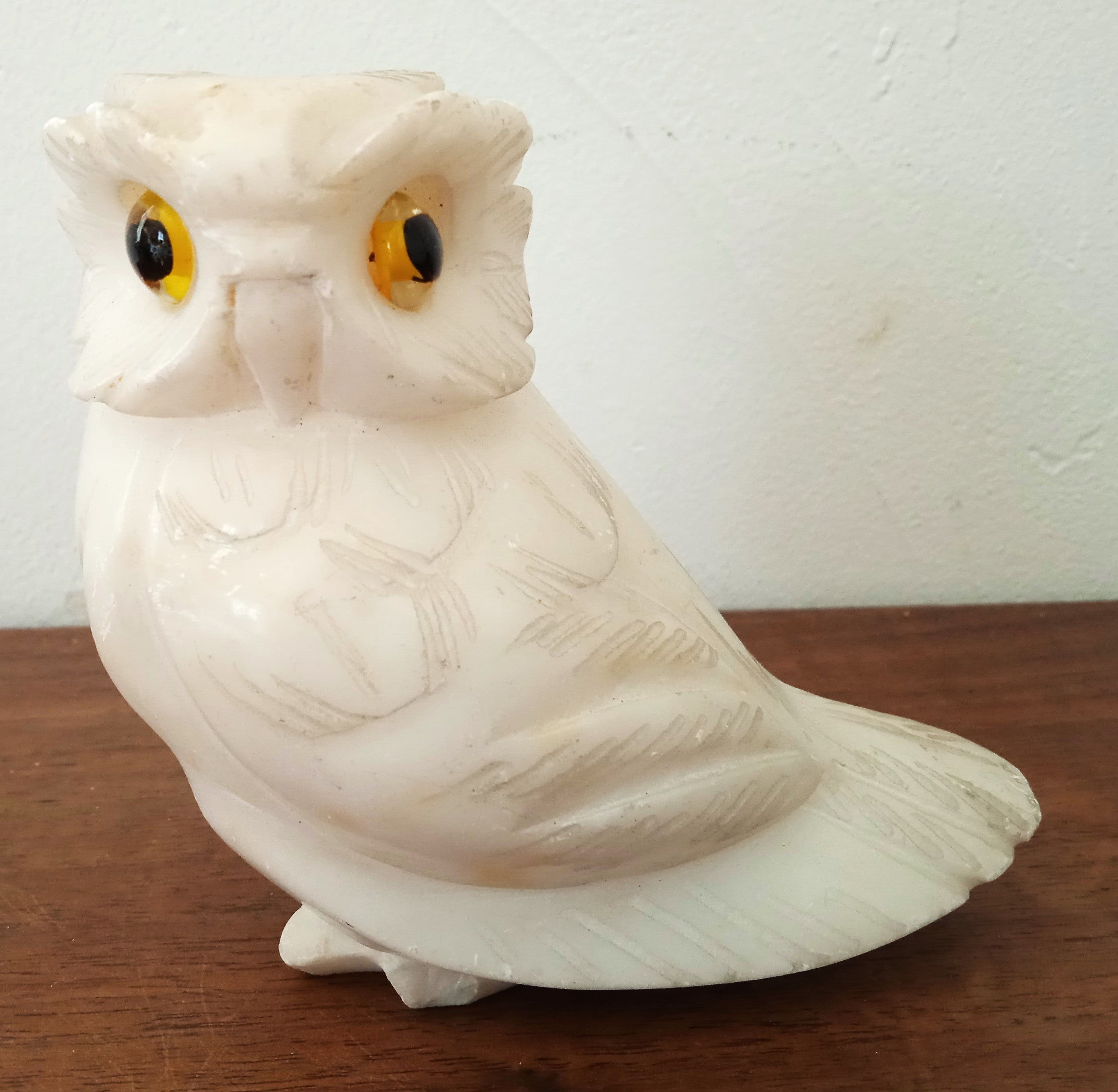 Hibou albâtre blanc