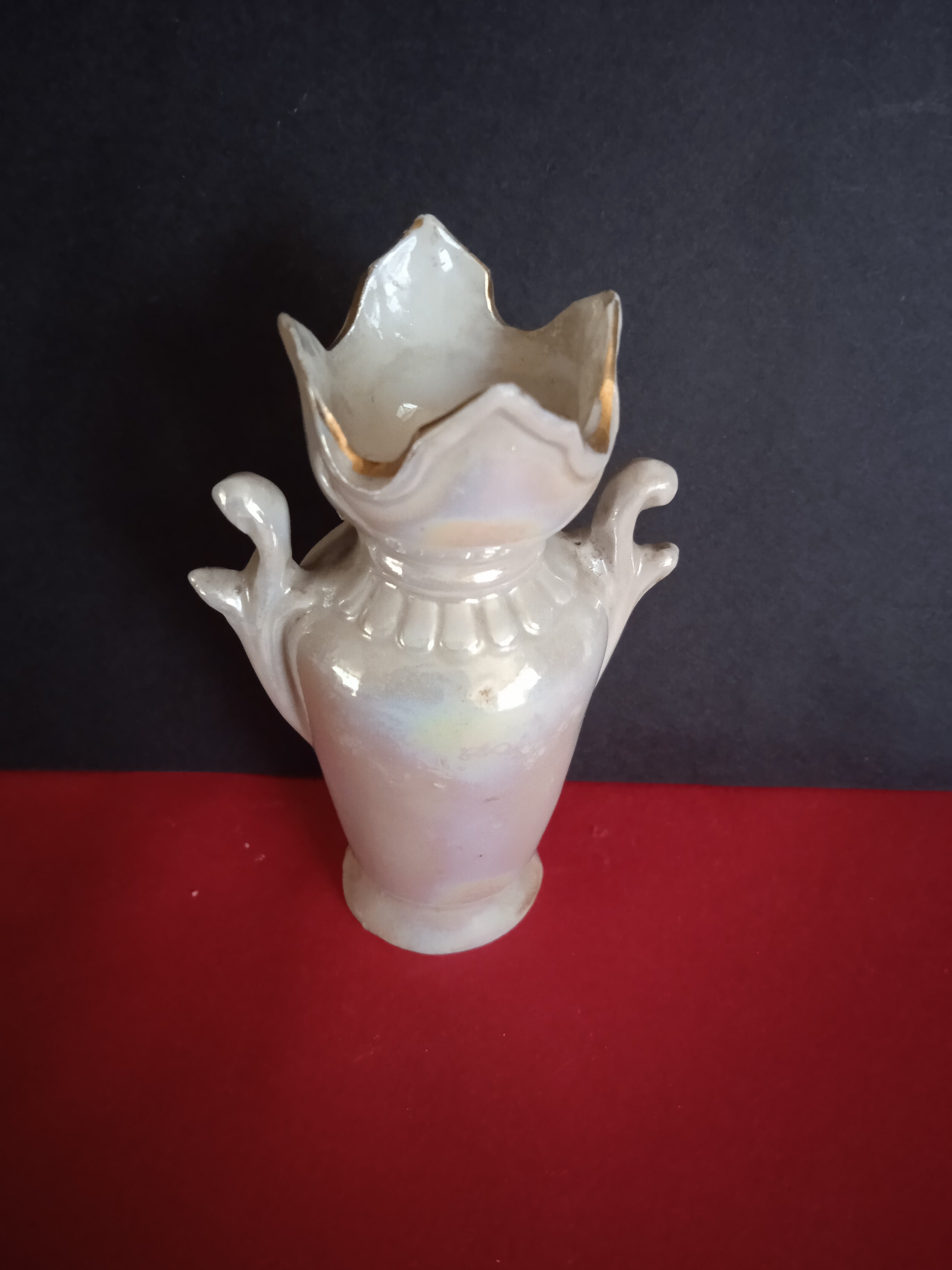 Barbotine petit vase