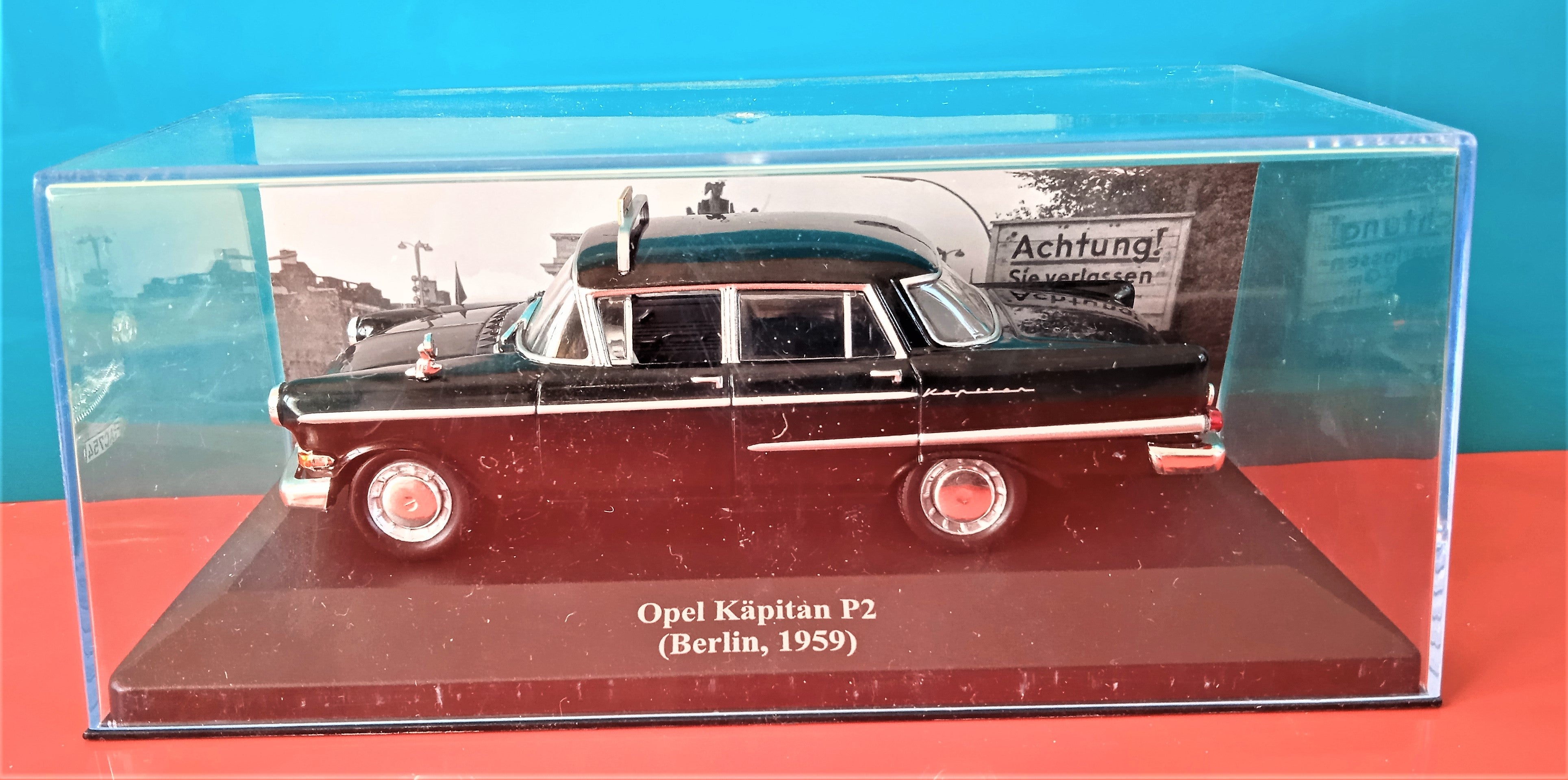 Voiture miniature IXO occasion  1/43 Taxis du monde  Opel Käpitan P2 (Berlin 1959)