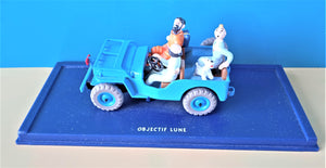 etite voiture  1/43  occasion Tintin Objectif Lune