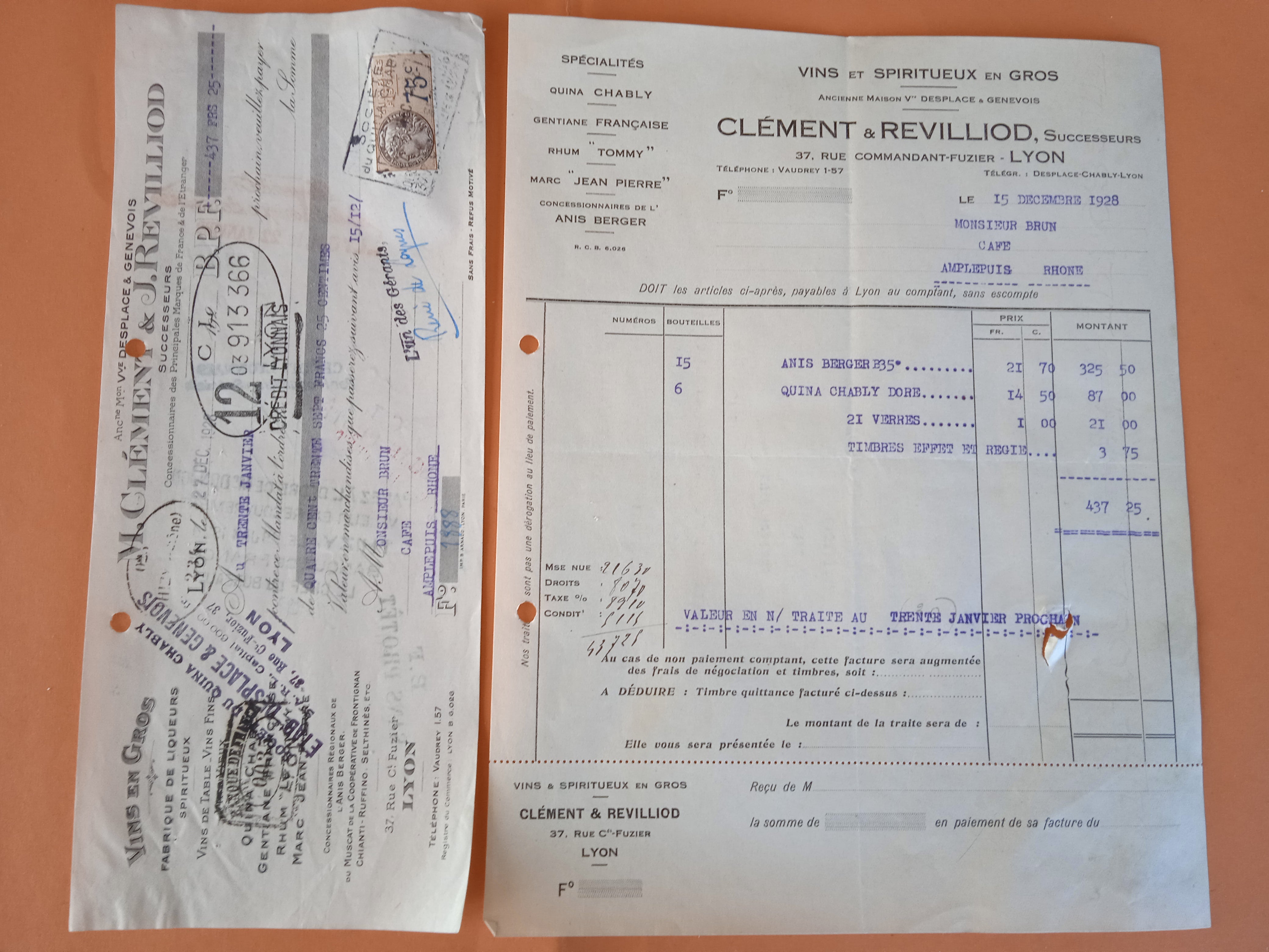 Authentiques Factures avec droits d' accises Années 30 occasion. Clement